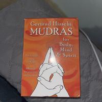 Carte yoga dei mudra .