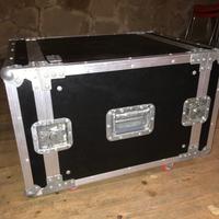 PROEL Flight case 8U e 19" con ruote