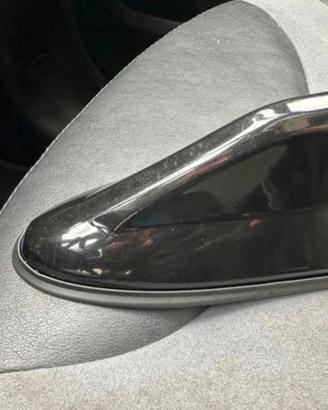 Antenna universale pinna di squalo per auto