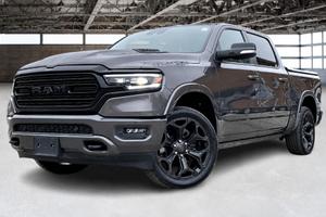 RAM 1500 5.7 V8 Crew Cab Limited Black Night