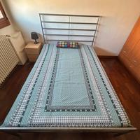 Letto matrimoniale alla francese