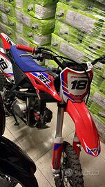 Lem 125 pari a nuovo per info cnt??