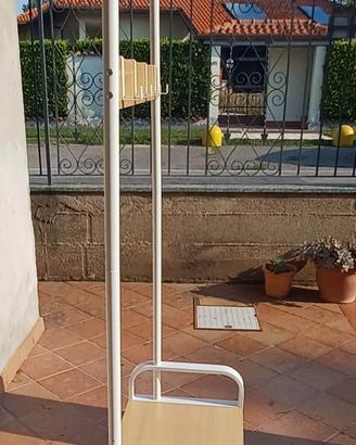 appendi abiti x ingresso