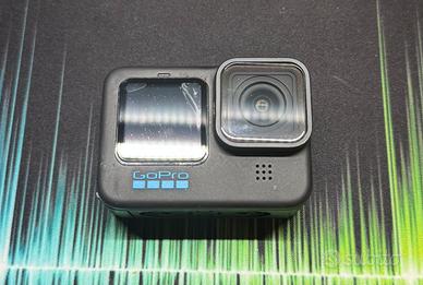 GoPro Hero 10 Black + accessori