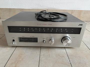 Radio vintage JVC