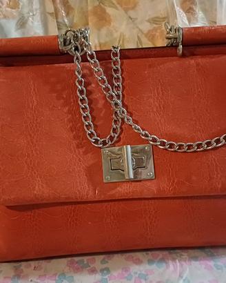 BORSA IN PELLE