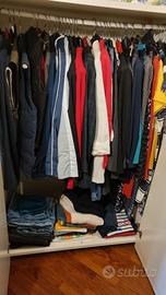 Guardaroba di vestiti