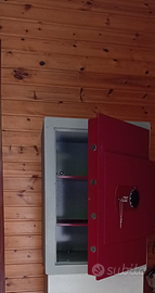 Cassaforte JUWEL con chiave e combinazione prof.