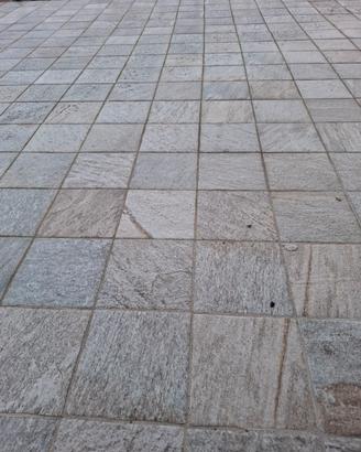 piastrelle in gress per esterno 15x15  nuove
