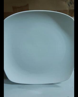 12 piatti porcellana bianchi 