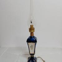 Lampada da tavolo in porcellana