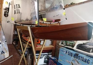 Barca a vela rc classe M