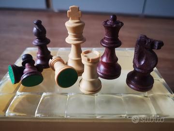 Set di Scacchi Stauton School di marca