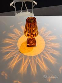 Kartell Lampada Ricaricabile BATTERY Ambra