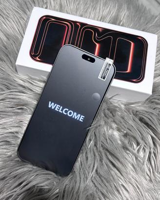 SMARTPHONE SIMILE A IPHONE 17 PRO