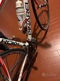 Bici Pinarello Rokh Asym System
