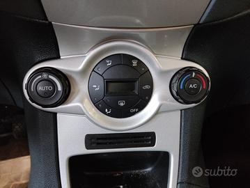 Comandi riscaldamento FORD FIESTA del 2011