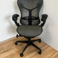 Herman Miller Mirra FullOptional ricondizionata