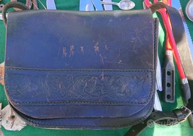 Borse a bisaccia in pelle lavorata