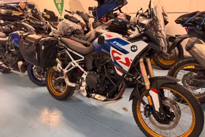 Bmw f900gs f 900 gs f 900gs