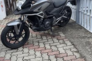 Honda 750 nc abs dct