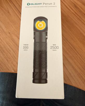 Olight Perun 2 Torcia Frontale LED Ricaricabile