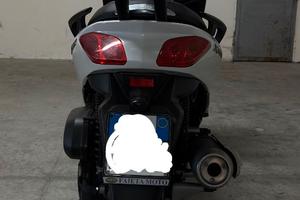 Yamaha Xmax 125
