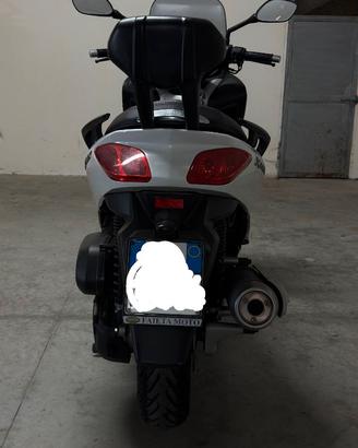 Yamaha Xmax 125