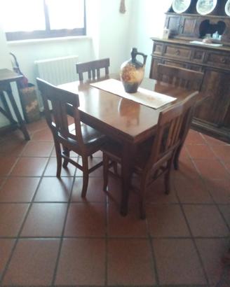 tavolo allungabile in noce completo di 4 sedie 