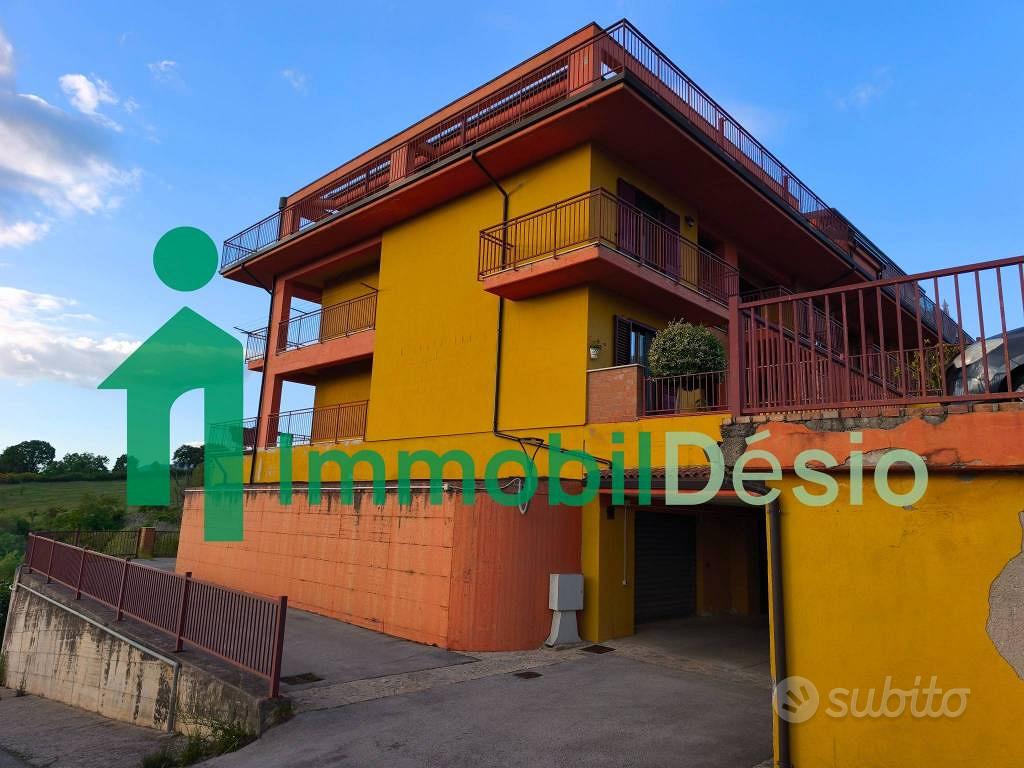 Appartamento di 91 m² con 5 locali e box auto a Ti - Vista 3