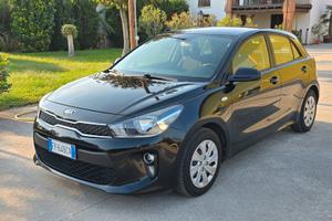KIA RIO 1200 GPL