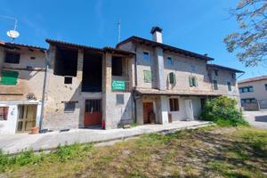 CASA BICAMERE RECENTEMENTE RISTRUTTURATA