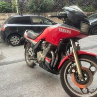 Yamaha XJ 900