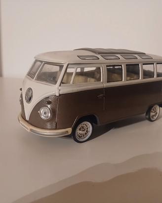 Modellino Volkswagen T2 1/24