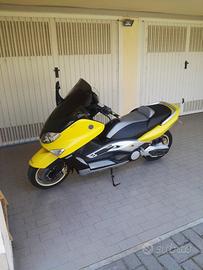 Yamaha T Max - 2002