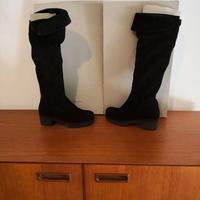 stivali in camoscio nero n.38