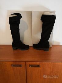 stivali in camoscio nero n.38