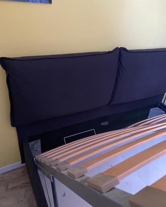 Letto matrimoniale imbottito con contenitore