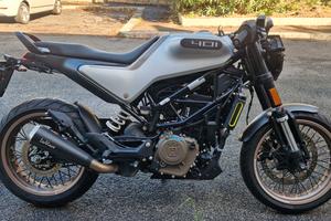Husqvarna Vitpilen grigia anno 2021 km 19k