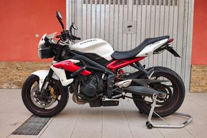 Triumph Street Triple 675 E ABS