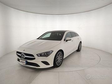Mercedes-Benz CLA Shooting Brake 180 d Sport auto