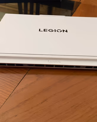 Lenovo Legion 7i Gen 10 (16" Intel)