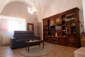 Abitazione su 2 livelli abitabile ed indipendente