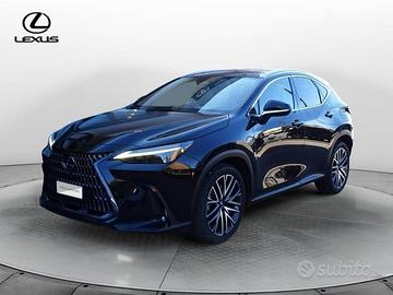 Lexus NX Plug-in 4WD Luxury