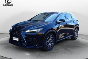 Lexus NX Plug-in 4WD Luxury