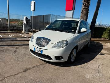Lancia Ypsilon 1.2 Versus