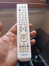 Samsung Remote Control - BN59- 00618A - 