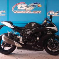 SUZUKI GSX R 750