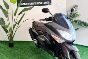 Yamaha T Max