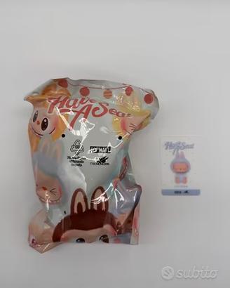 PopMart Labubu Have a Seat Zizi Originale